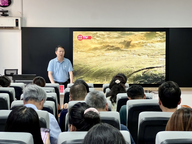 赌博游戏app
传达学习习近平总书记在河南考察时的重要讲话精神